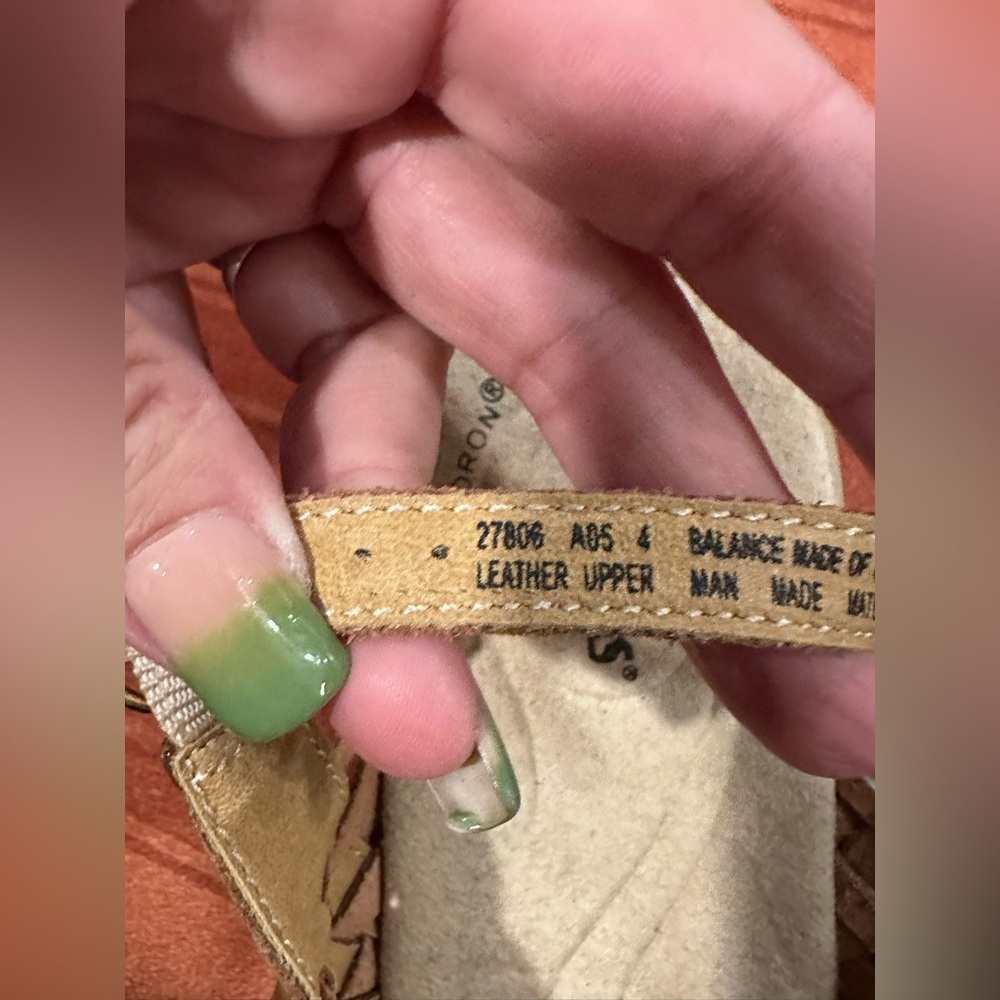 Cobbie Cuddlers Leather Sandals 8.5M Brown PORON 4000 Comfort Footbed NWT - Picture 7 of 11